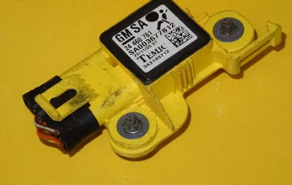 Opel Zafira A Airbag deployment crash/impact sensor 24460761