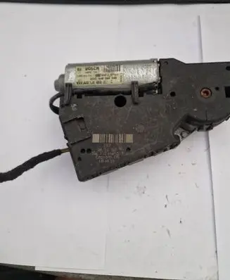 Volkswagen Golf IV Sunroof motor/actuator 0390200014 1J6959591C 849696566