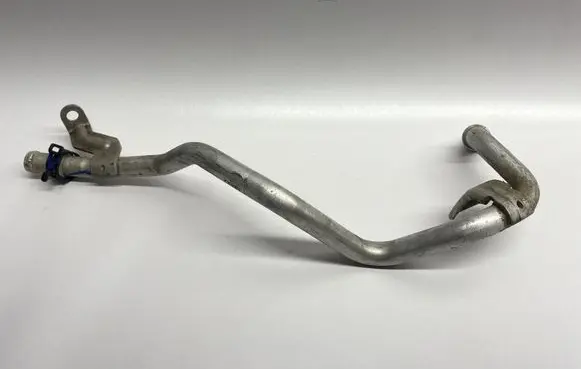 Audi A8 S8 D4 4H Engine coolant pipe/hose 4H0121485R