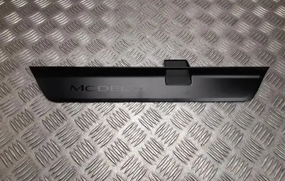 Tesla Model 3 Other sill/pillar trim element 176366700