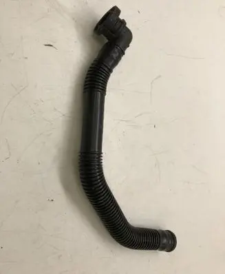 Skoda Octavia Mk2 (1Z) Breather hose/pipe 1K0129637D