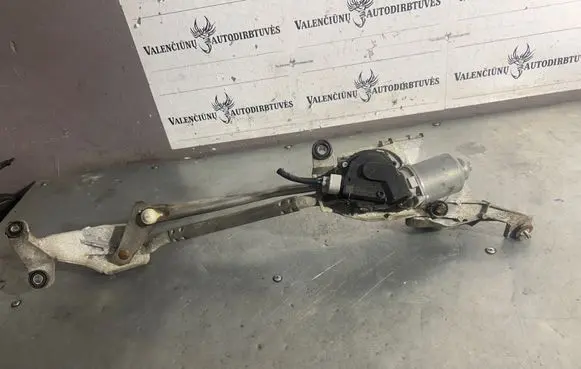 Citroen C-Crosser Front wiper linkage and motor 1593001052