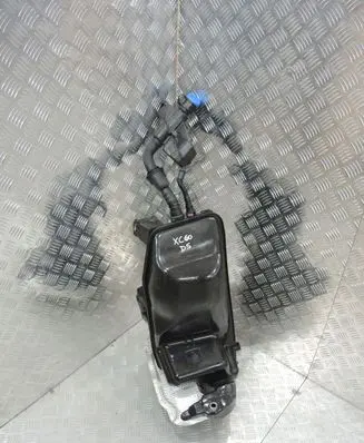 Volvo XC60 AdBlue liquid reservoir 