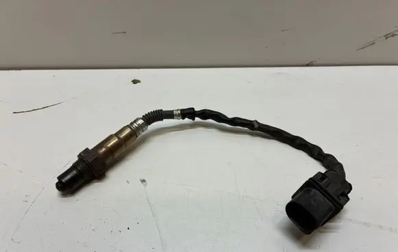 Opel Meriva B Lambda probe sensor 55577604