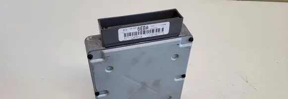 Ford Mondeo Mk III Engine control unit/module 5S7112A650 5S7112A650YA G0185A6C02
