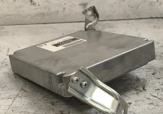 Toyota Corolla Verso AR10 Engine control unit/module