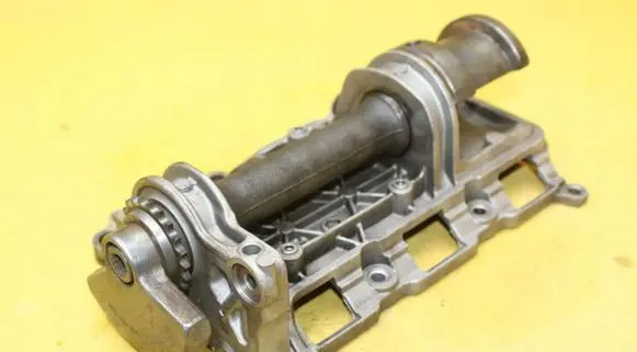 Skoda Fabia Mk2 (5J) Oil pump balance shaft 045103331