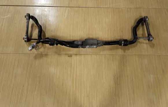 Porsche Cayenne (92A) Front anti-roll bar/sway bar 7P5411305 7P5411305FUS 95534370301