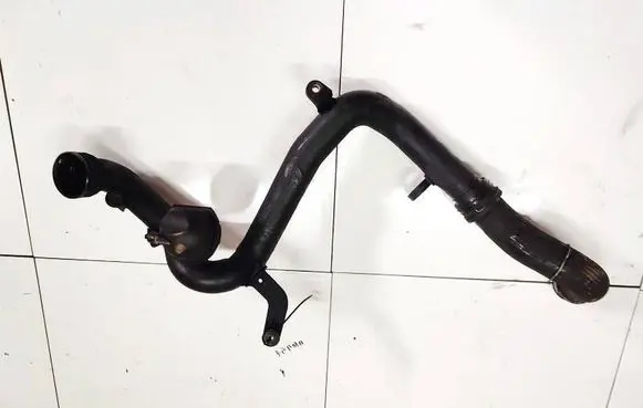Intercooler hose/pipe