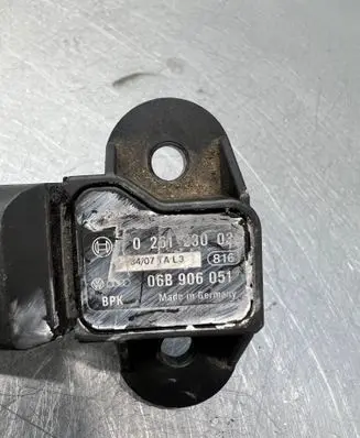 Volkswagen Caddy Air pressure sensor 06b906051