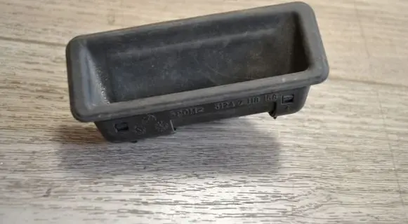 BMW 5 E60 E61 Engine bonnet (hood) release handle 51247118158
