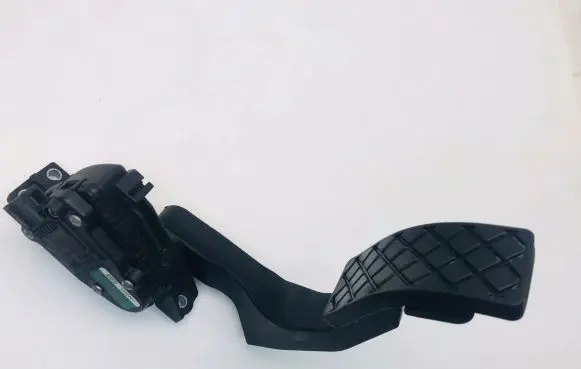 Audi A8 S8 D3 4E Accelerator throttle pedal 4E1723503