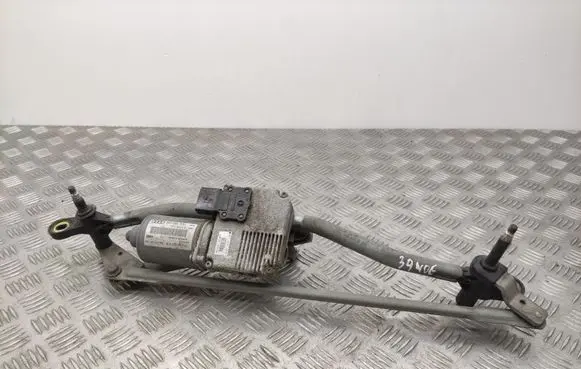 Audi A4 S4 B8 8K Front wiper linkage and motor 8K1955119A