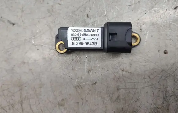 Audi A4 S4 B5 8D Airbag deployment crash/impact sensor 8D0959643B
