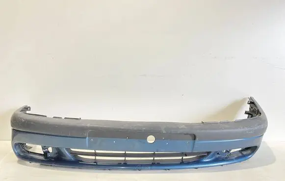 Renault Laguna I Front bumper 7700818801