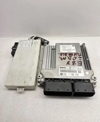 BMW 1 E81 E87 Engine ECU kit and lock set 7798179 1039S08914 0281012502