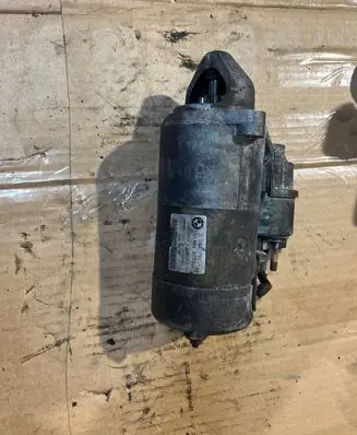 BMW 5 E39 Starter motor 63222005 2247391 DAC225700