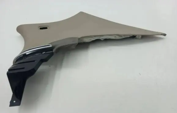 Bentley Flying Spur (C) pillar trim