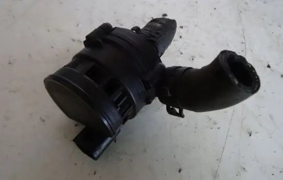 Mercedes-Benz C W204 Electric auxiliary coolant/water pump A2118350364