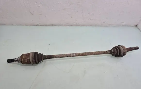 Nissan Qashqai+2 Rear driveshaft 