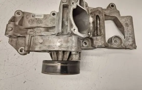 BMW X1 F48 F49 Water pump 8601366 6118950