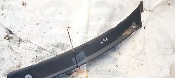 Audi A4 S4 B5 8D Wiper trim 8d1819403A