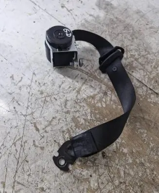Opel Corsa D Rear seatbelt
