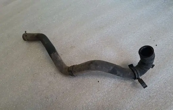 Volkswagen Golf IV Coolant pipe/hose 1J0122157AB