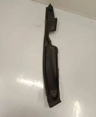BMW 1 F40 Engine compartment rubber 7450919