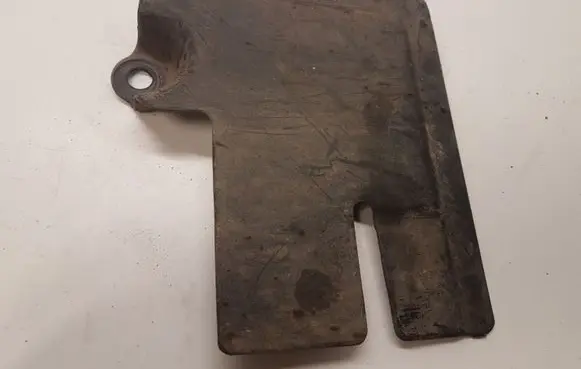Audi A8 S8 D3 4E Other under body part 4E0825191