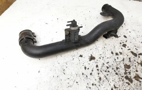 Audi A4 S4 B5 8D Intercooler hose/pipe 8D0145840M
