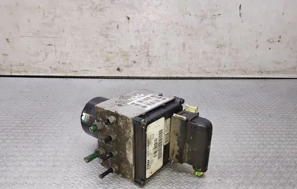 Peugeot 407 ABS Pump 15710605