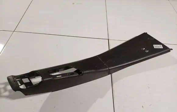 Volvo S70 V70 V70 XC (B) pillar trim (top) Rh1882