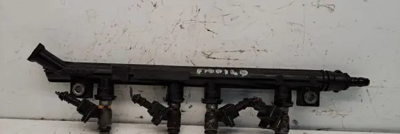 Fiat Fiorino Fuel injector supply line/pipe 