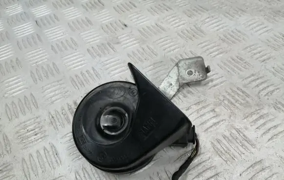 Mercedes-Benz B W246 W242 Horn signal A0065428620 2531K07