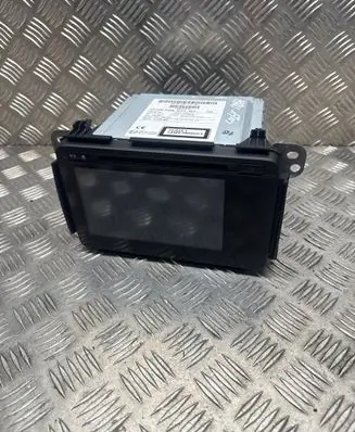 Honda HR-V Radio/CD/DVD/GPS head unit 39100T8ME51M1 9100T8ME51 SM700015