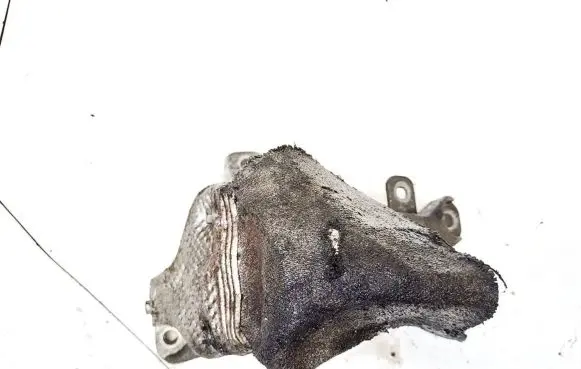 Engine mounting bracket