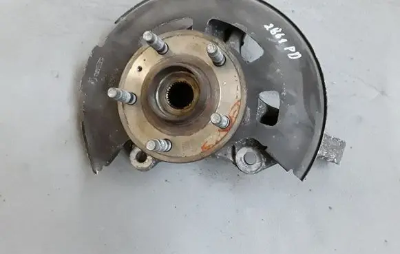 Opel Astra K Front wheel hub 39030300