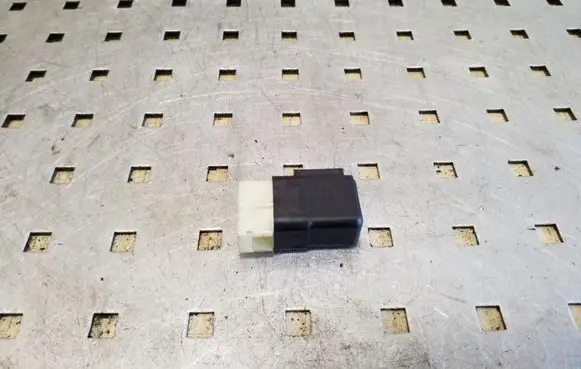 Nissan Pathfinder R51 Other relay 2563079960