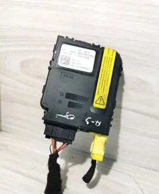 Audi A3 S3 8P Steering angle sensor 8P0953549A 05113625 01016042160177