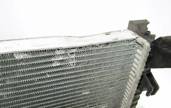 Mercedes-Benz CLS C219 Coolant radiator