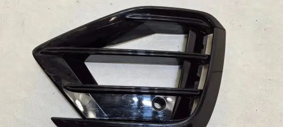 Volkswagen Arteon Front fog light trim/grill 3G8853666F