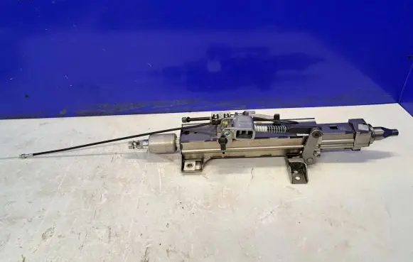 Jaguar XE Steering rack mechanical part GX733C529EF