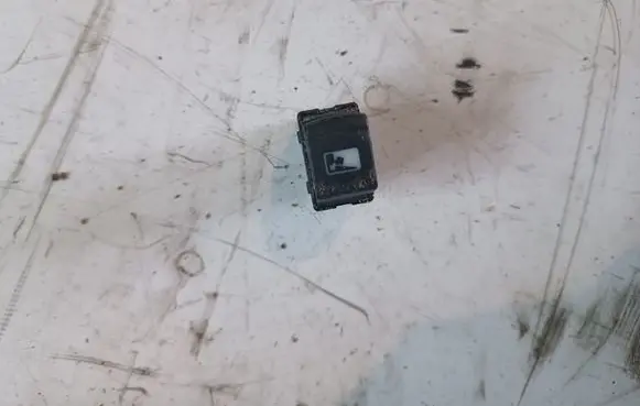 Seat Alhambra (Mk1) Electric window control switch 7M3959856A
