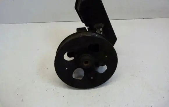 Opel Vectra B Power steering pump 260448120G