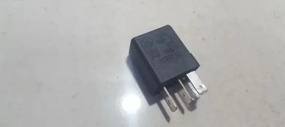 Fiat Punto (188) Other relay A727 46520421