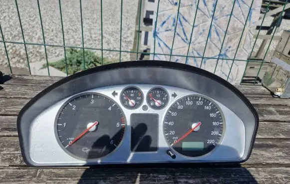 Ford Galaxy Speedometer (instrument cluster) 7M5920800E 0307020440 YM2110849APC