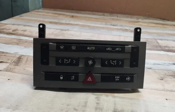 Peugeot 407 Climate control unit 96573322YW