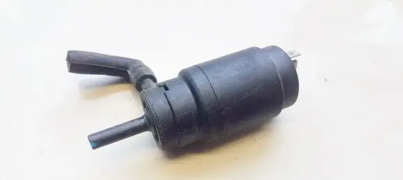 Audi 80 90 B3 Windscreen/windshield washer pump 03940 1916