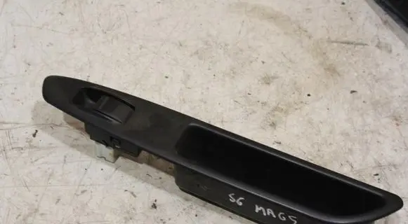 Subaru Forester SG Tailgate/trunk/boot open switch 